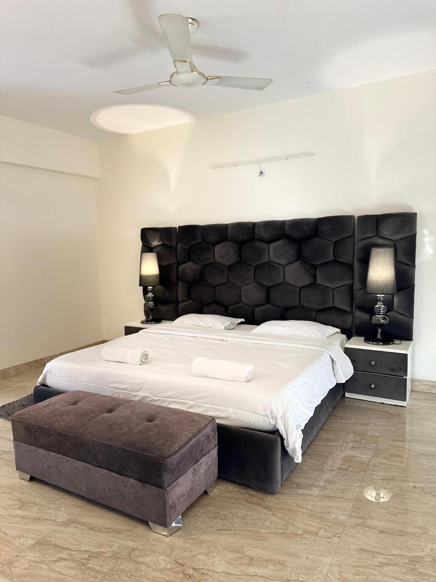 Sky Villa With Private Pool Noida Exteriér fotografie